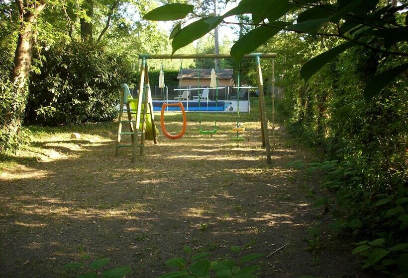 مبيت وإفطار Le Moulin Du Port