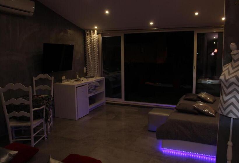 민박 Les Chambres De Naevag