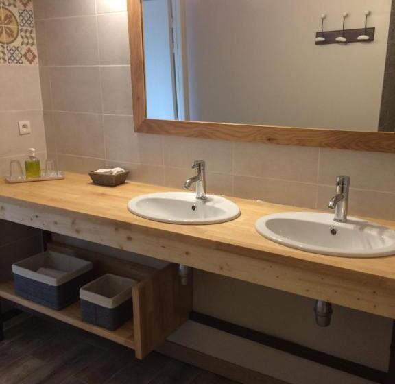 住宿加早餐  Mas Auroma