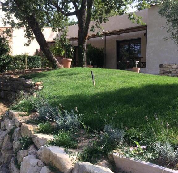 住宿加早餐  Mas Auroma