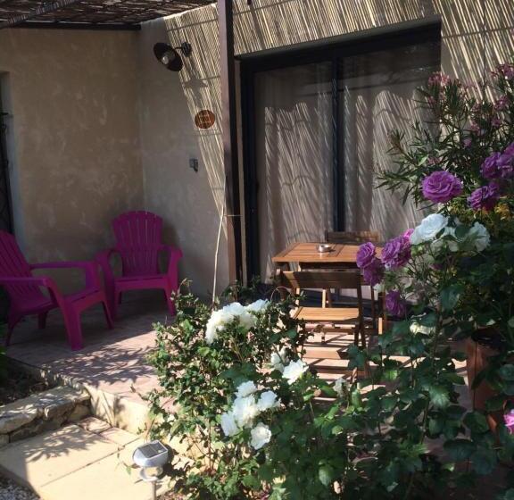 住宿加早餐  Mas Auroma