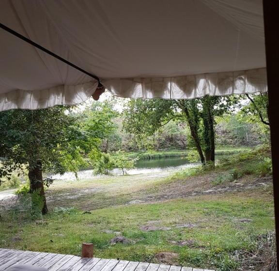 مبيت وإفطار Palika Lodge