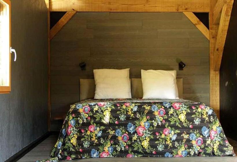 مبيت وإفطار Palika Lodge