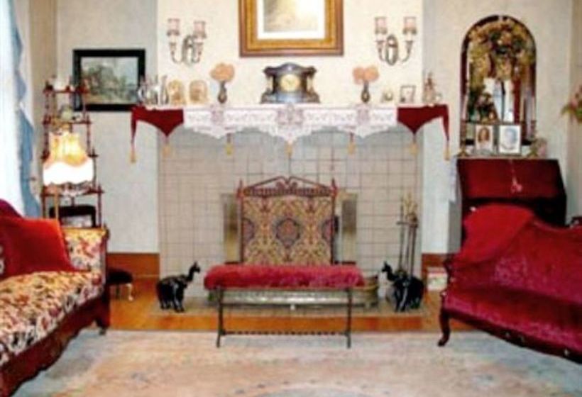 تختخواب و صبحانه Port City Victorian Inn