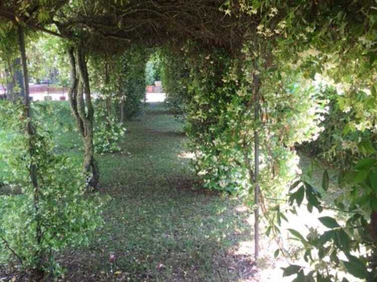 مبيت وإفطار Relais Montemaggiore