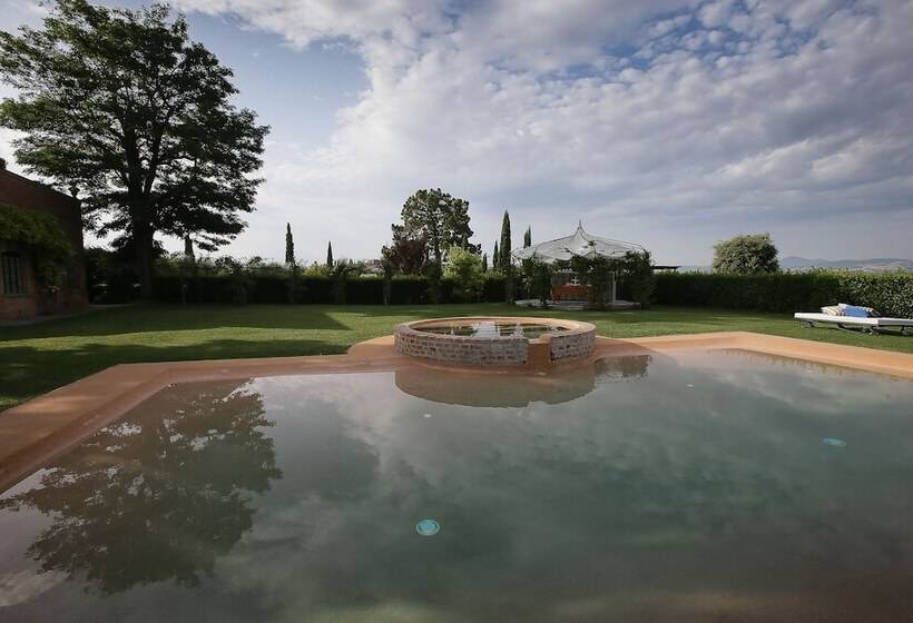 مبيت وإفطار Relais Montemaggiore