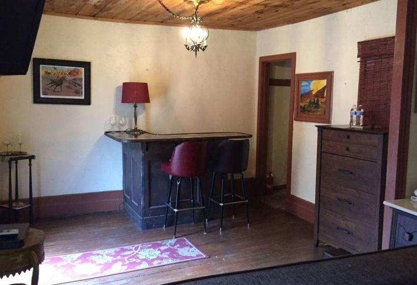 Cliff House Lodge B&b