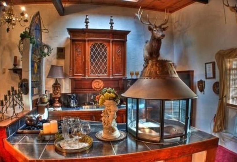 Cliff House Lodge B&b