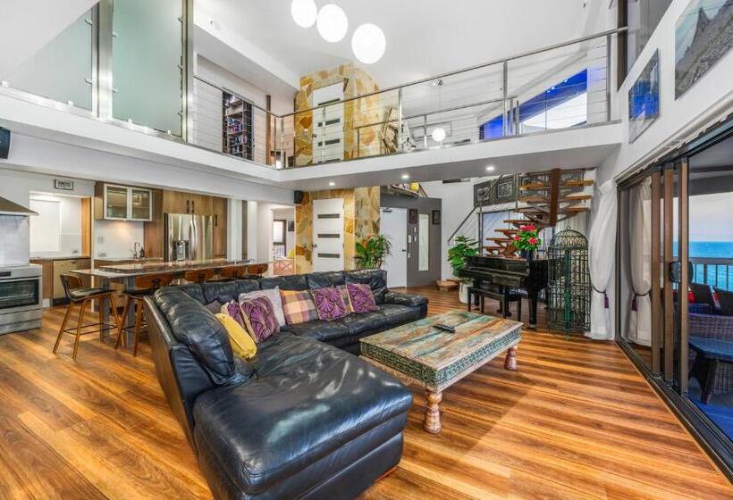 Burleigh Esplanade Apartments