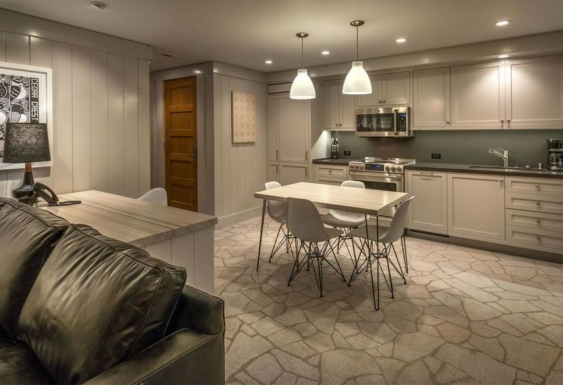 Cedar Crest Cottages