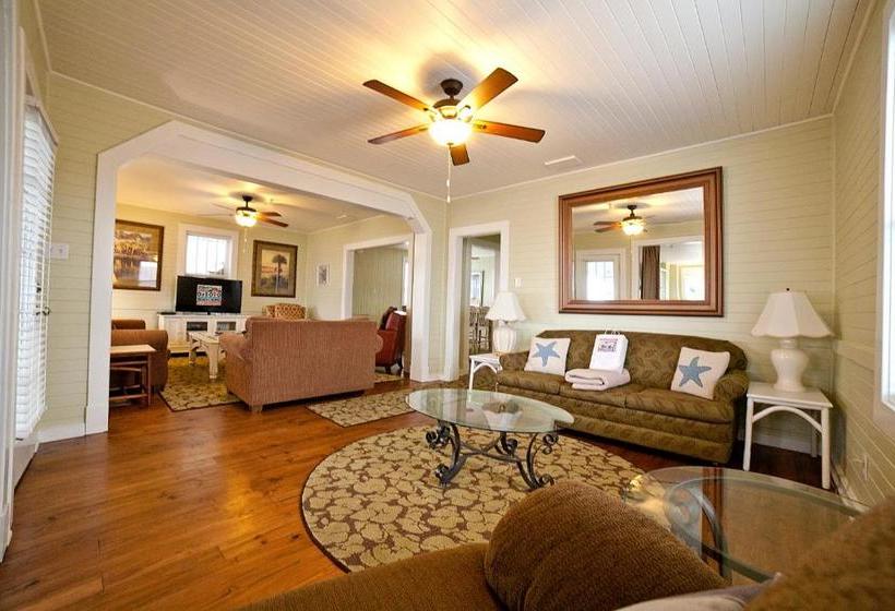 Desoto Beach Terraces