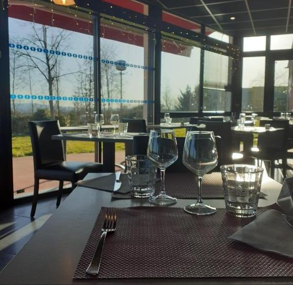 Fasthotel Montmarault