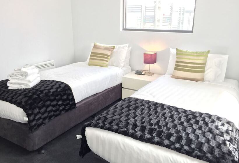 Harbour Town Apartment