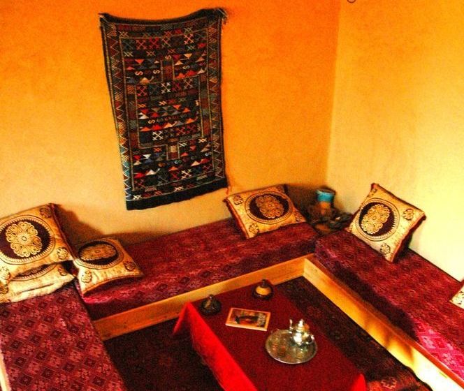 簡易ホテル Auberge Africa