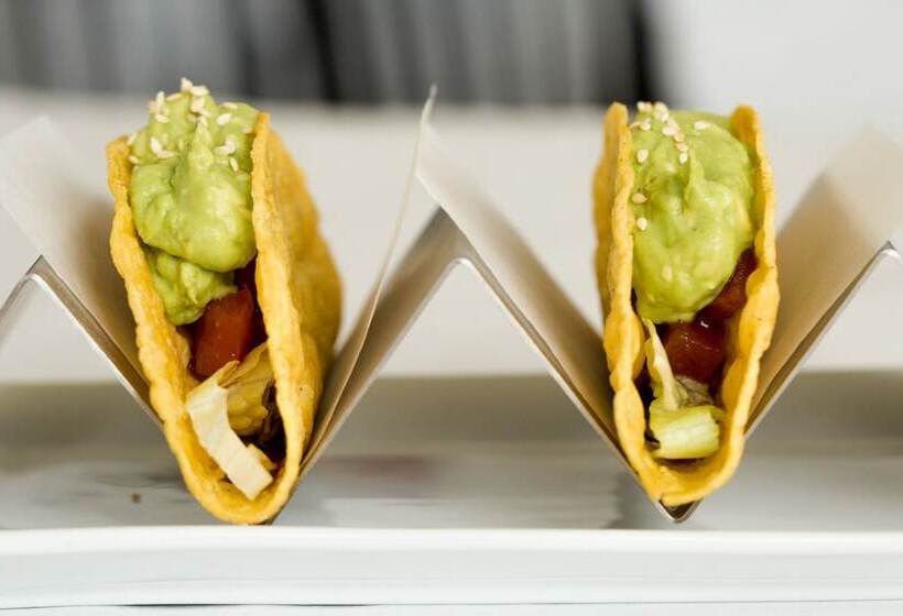 فندق فئة نجمة واحدة The Henderson