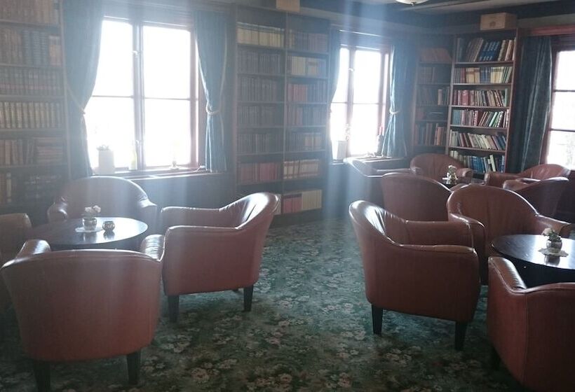 فندق åkerby Herrgård