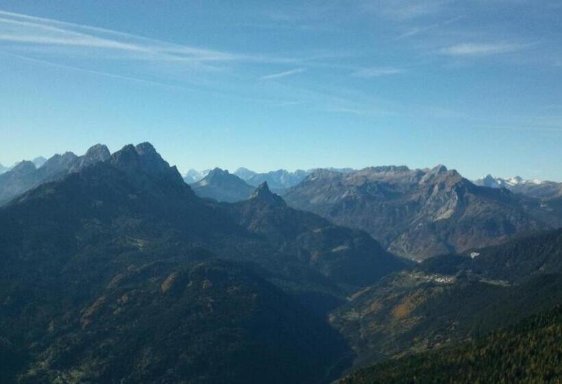 בית מלון כפרי Albergo Diffuso Comeglians