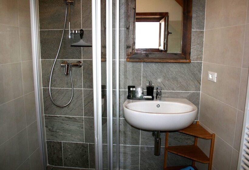 בית מלון כפרי Albergo Diffuso Comeglians