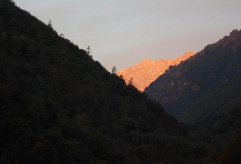 בית מלון כפרי Albergo Regina