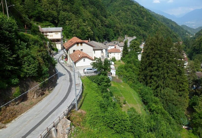 בית מלון כפרי Albergo Regina