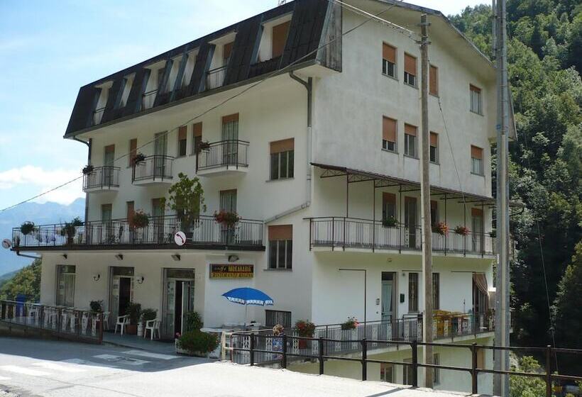 בית מלון כפרי Albergo Regina