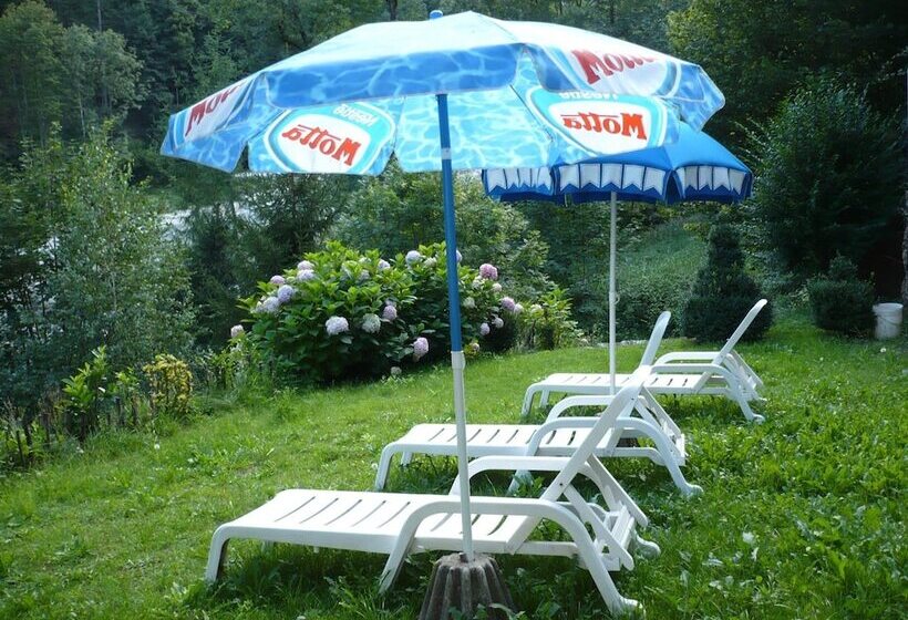 בית מלון כפרי Albergo Regina