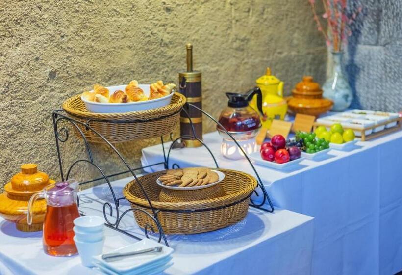 ホテル Arrokhampa By Zinc Journey Shangrila