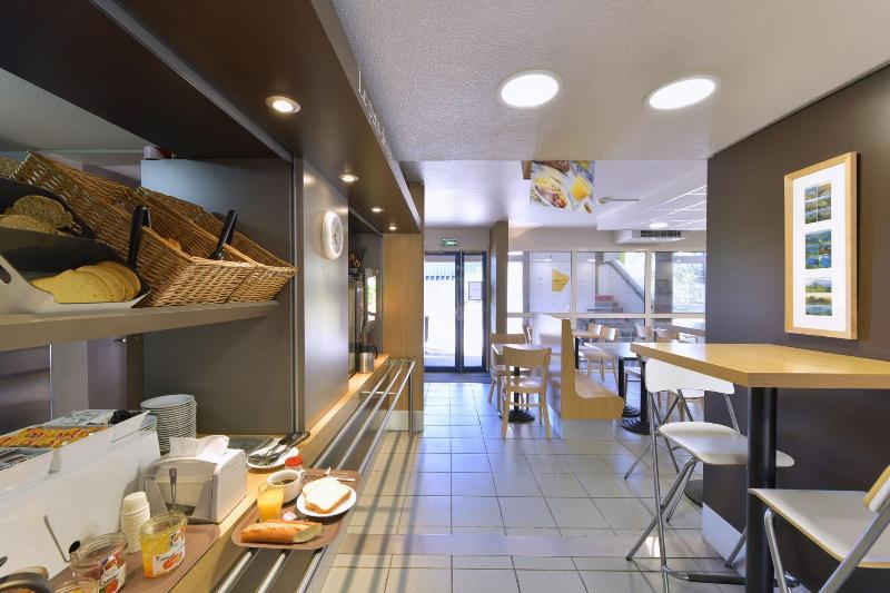 B&b Hotel Clermont Ferrand Le Brézet Aéroport