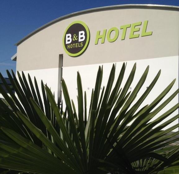B&b Hotel Pau Lescar