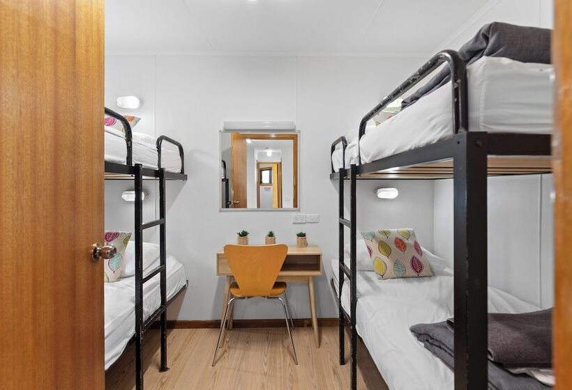 هتل Blue Lake Holiday Park