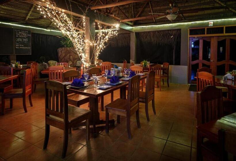 בית מלון כפרי Bocawina Rainforest Resort