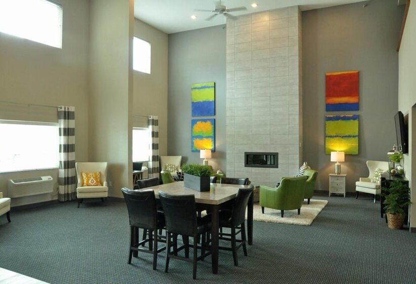 فندق Brookstone Lodge & Suites