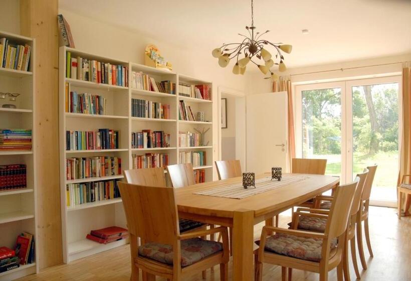 Cellino Hotel Prieros