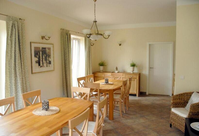 Cellino Hotel Prieros