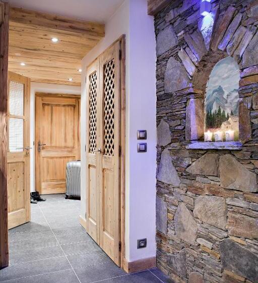 Отель Cgh Résidence Boutique Le Lodge Hemera