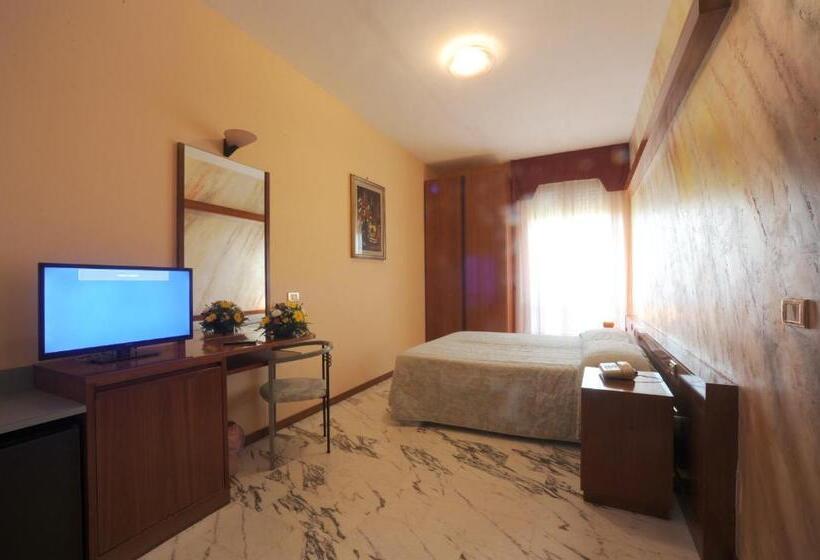 בית מלון כפרי Excelsior