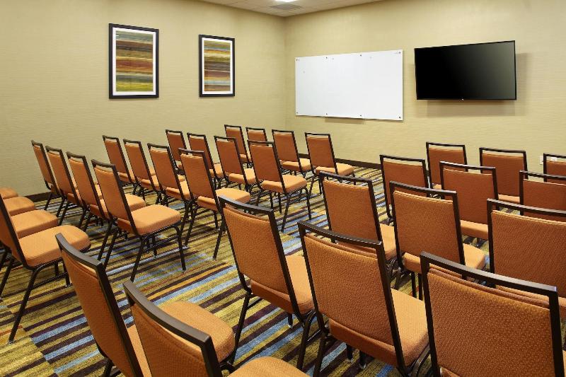 ホテル Fairfield By Marriott Inn & Suites Wheeling At The Highlands
