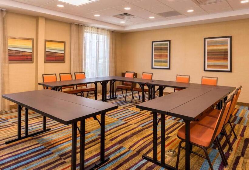 בית מלון כפרי Fairfield Inn & Suites By Marriott Huntington