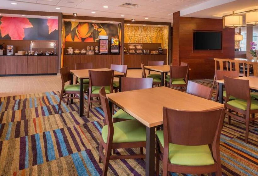 בית מלון כפרי Fairfield Inn & Suites By Marriott Huntington