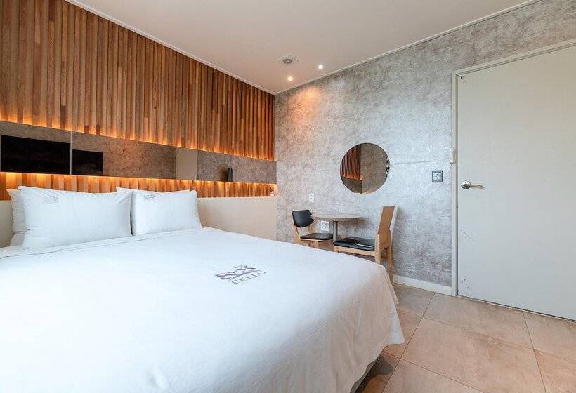 Hotel Gapyeong Chello Pensiontel