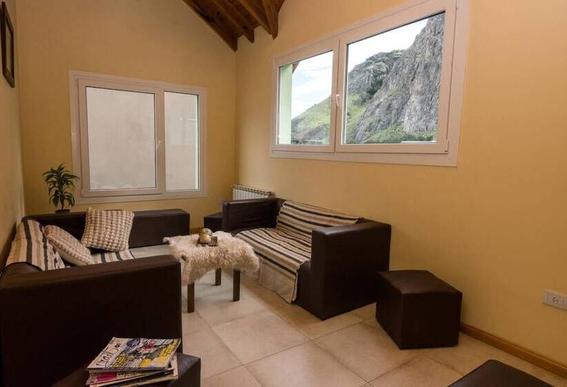 בית מלון כפרי Hosteria Vertical Lodge