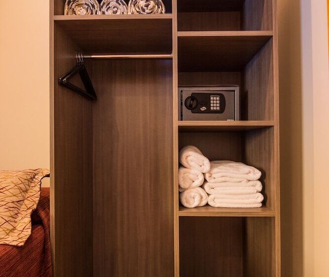 בית מלון כפרי Hosteria Vertical Lodge