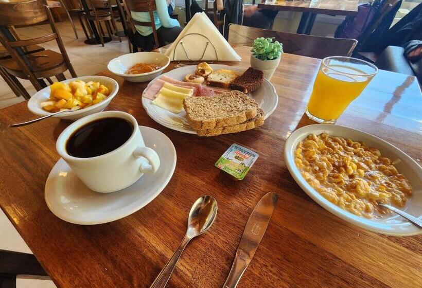 בית מלון כפרי Hosteria Vertical Lodge