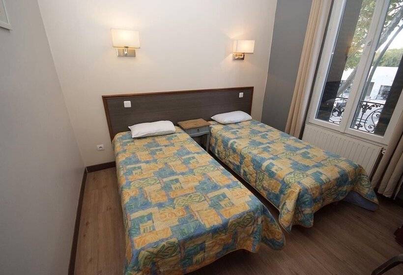 호텔 Hôtel Le Bellevue   Paris Porte D Orléans