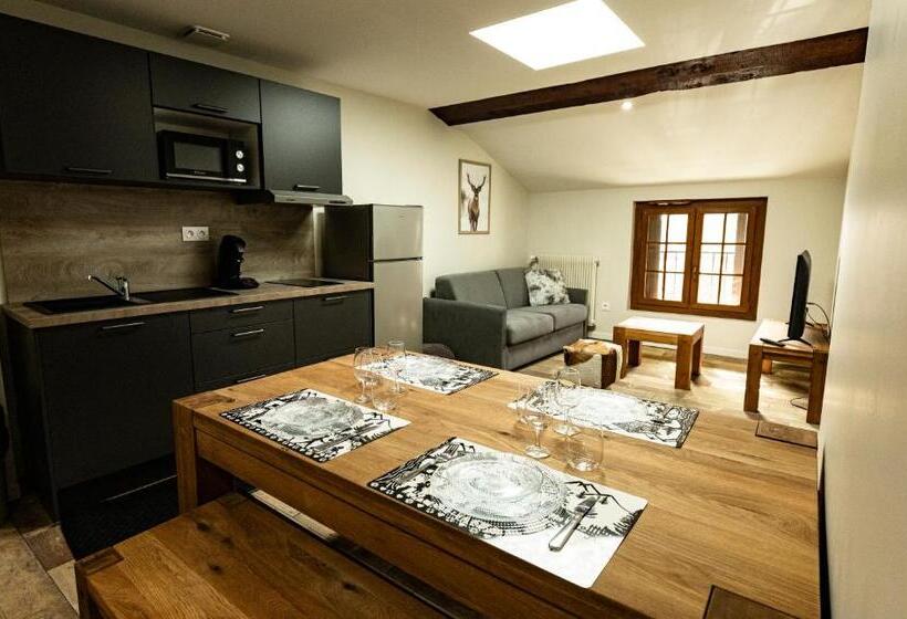 Отель Hôtel Le Coq D Or