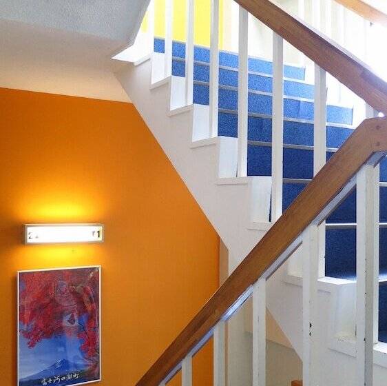 هتل K S House Mtfuji  ケイズハウスmt富士  Travelers Hostel  Lake Kawaguchiko