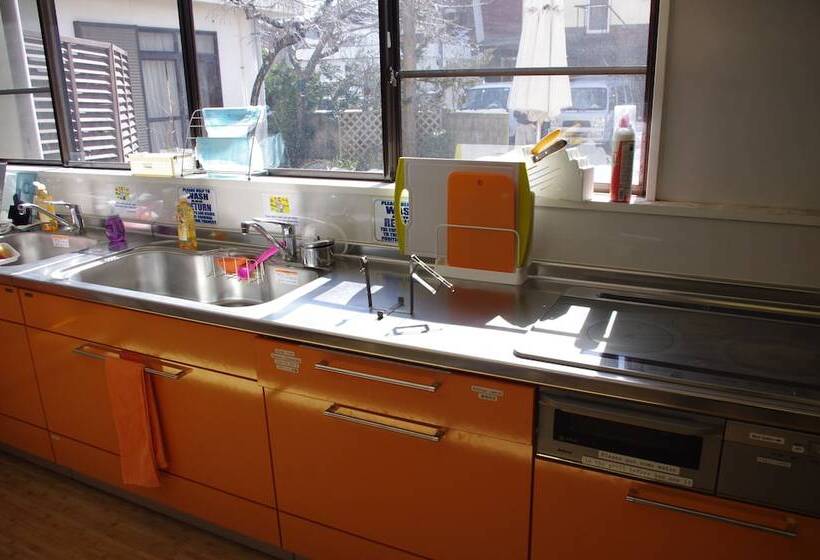 هتل K S House Mtfuji  ケイズハウスmt富士  Travelers Hostel  Lake Kawaguchiko