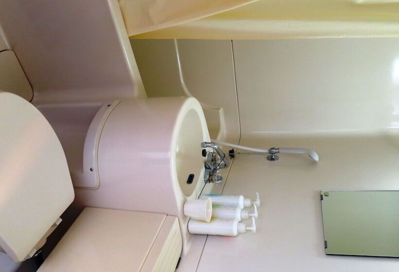 هتل K S House Mtfuji  ケイズハウスmt富士  Travelers Hostel  Lake Kawaguchiko