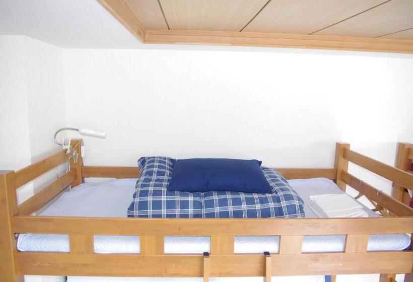 هتل K S House Mtfuji  ケイズハウスmt富士  Travelers Hostel  Lake Kawaguchiko