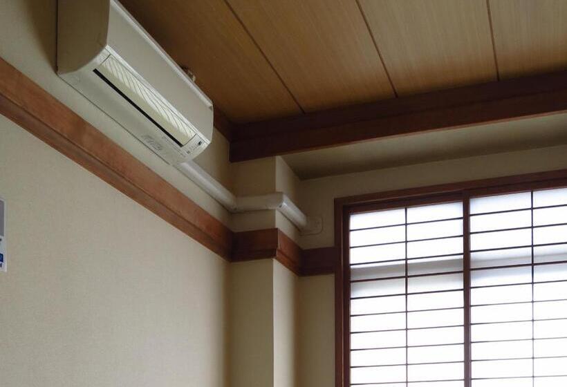 هتل K S House Mtfuji  ケイズハウスmt富士  Travelers Hostel  Lake Kawaguchiko